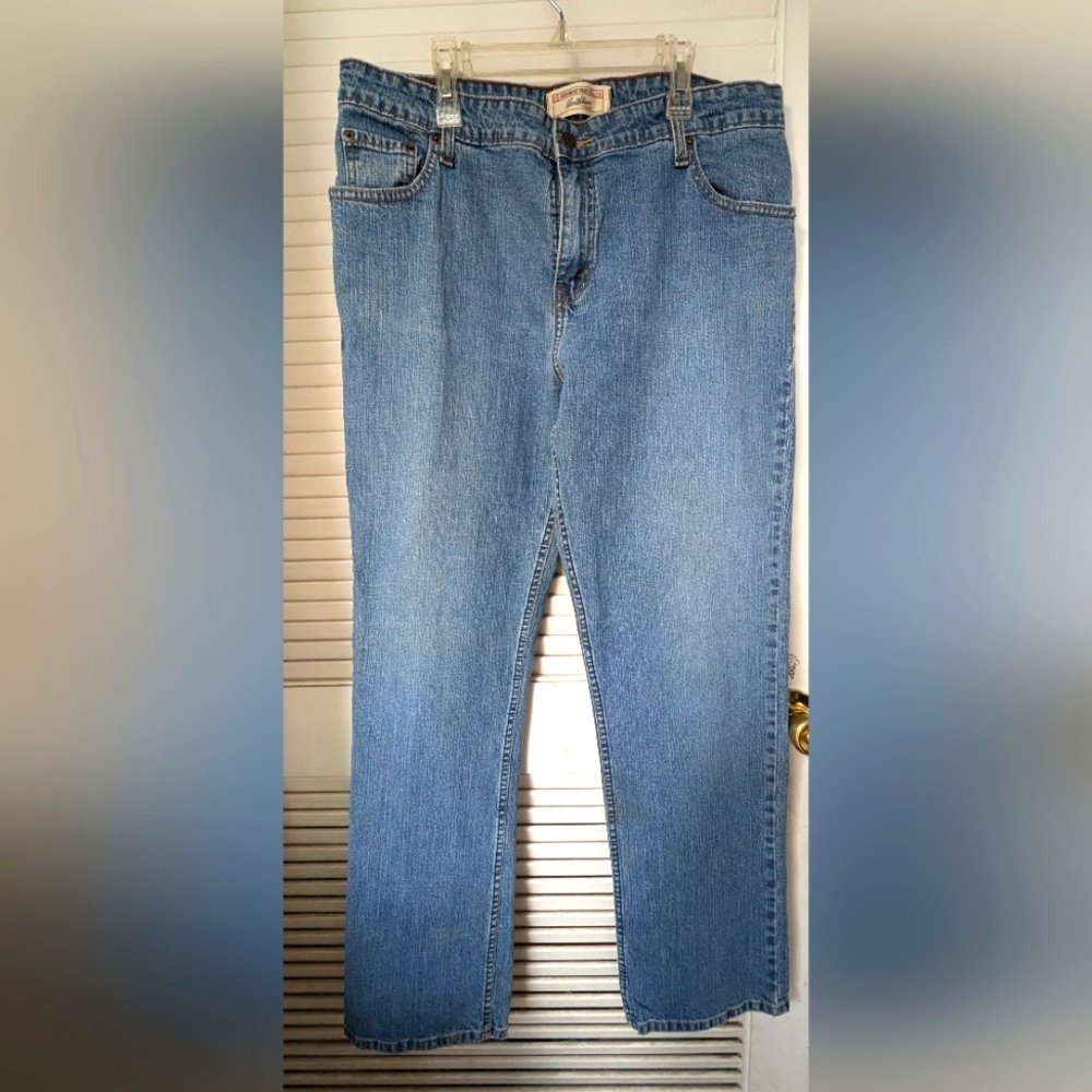 LEVIS STRAUSS Signature Mid rise Straight Jeans size 16
